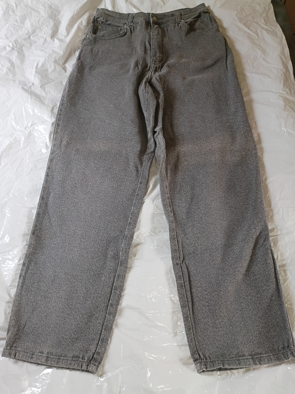 Style & Co. Women's Relaxed Straight-Leg Jeans in Gray